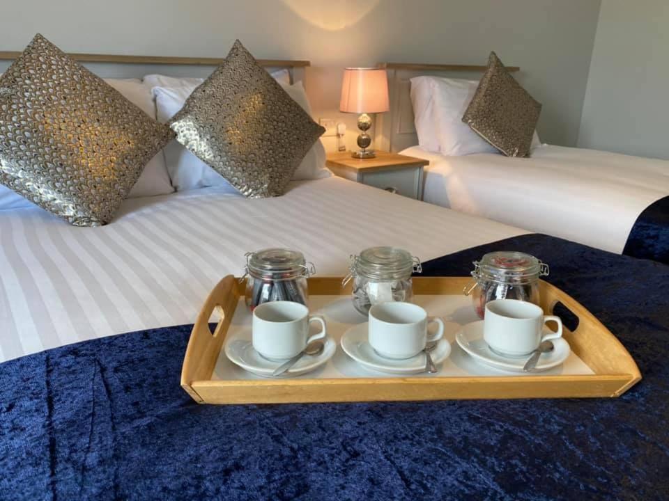 Temple Golf Club Otel Lisburn Dış mekan fotoğraf