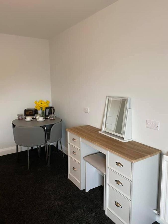 Temple Golf Club Otel Lisburn Dış mekan fotoğraf
