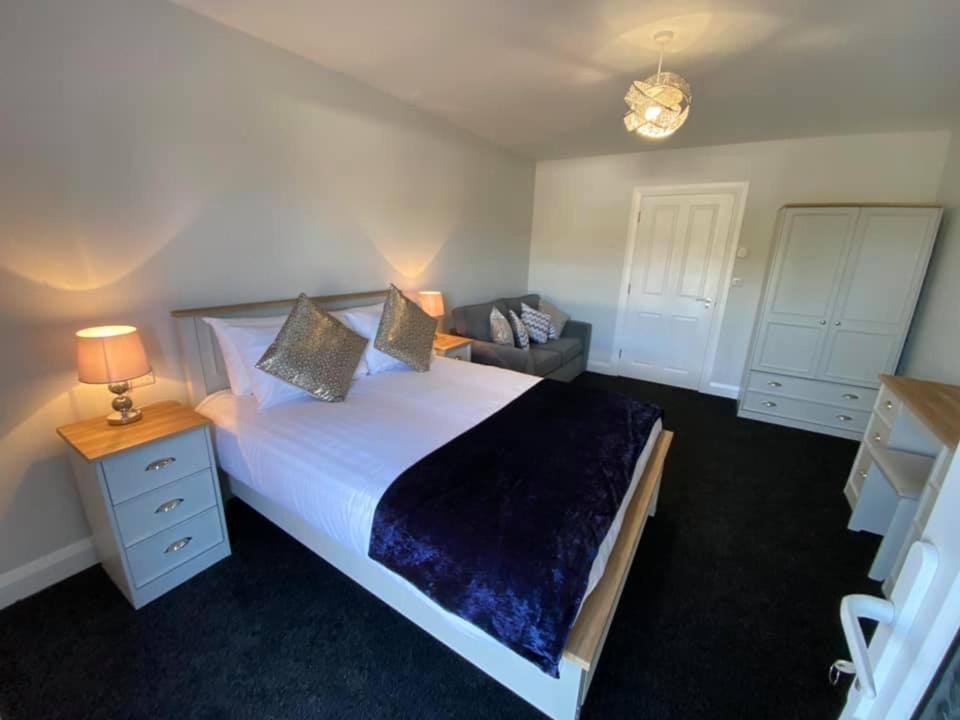 Temple Golf Club Otel Lisburn Dış mekan fotoğraf