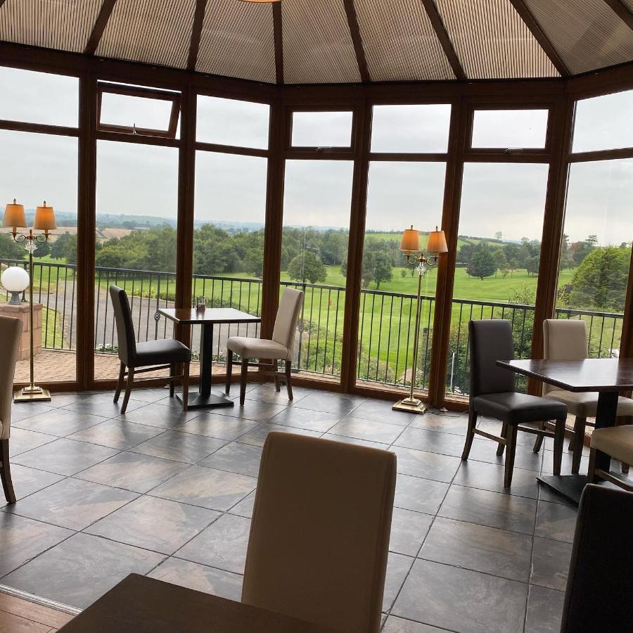 Temple Golf Club Otel Lisburn Dış mekan fotoğraf